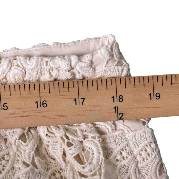 Talbots NWT Crochet Lace Embroidered Pencil Skirt Cream 16W Stretch Cottagecore - Picture 10 of 11